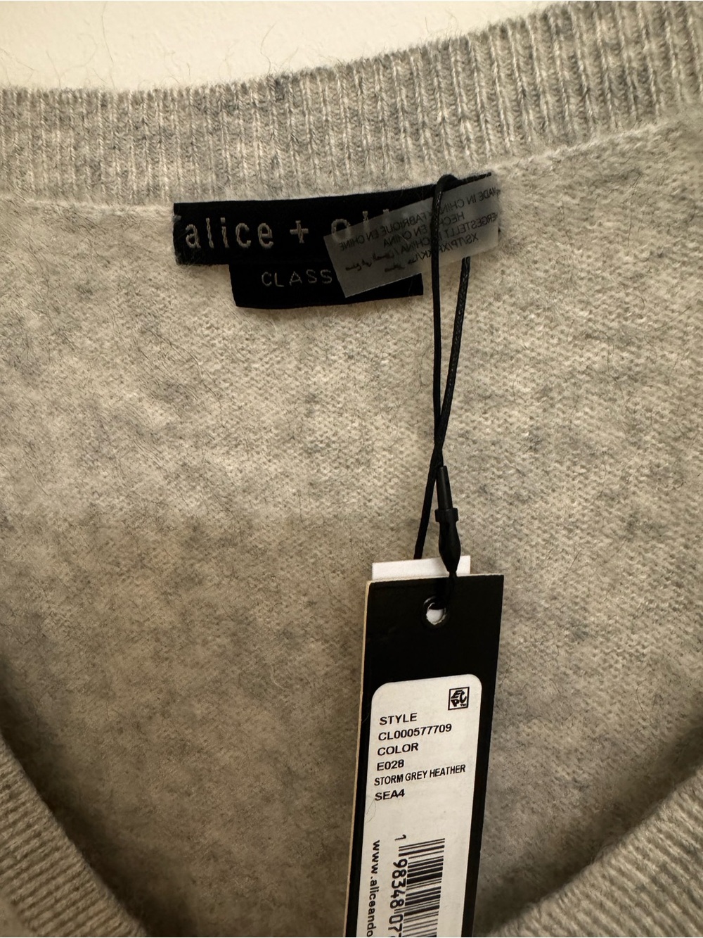 Alice + Olivia Light Grey Heather Crew Neck Sweater